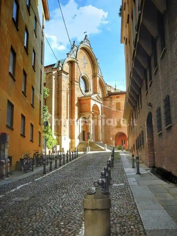 Appartamento in vendita a Bologna