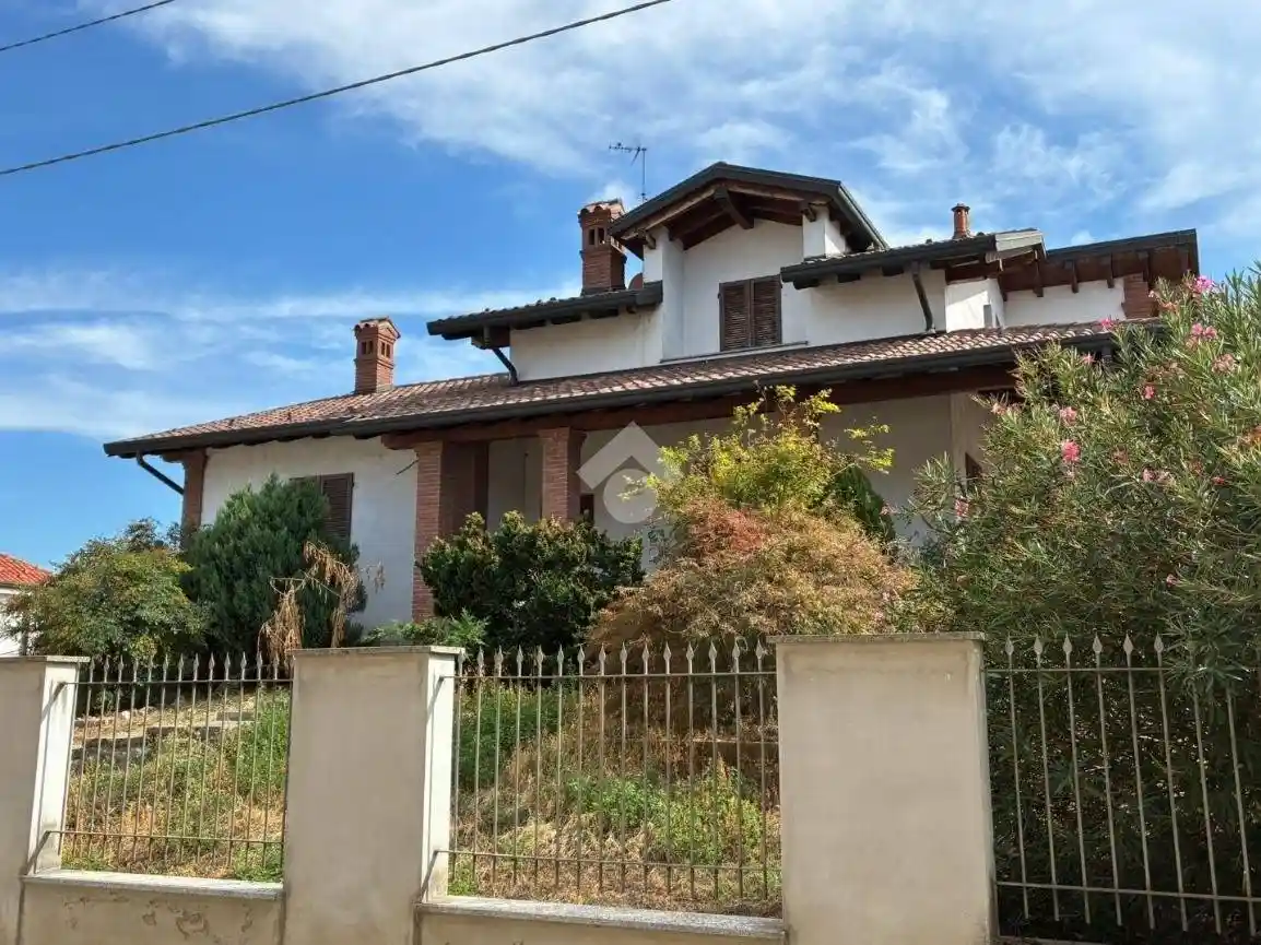 Villa in vendita a Corbetta