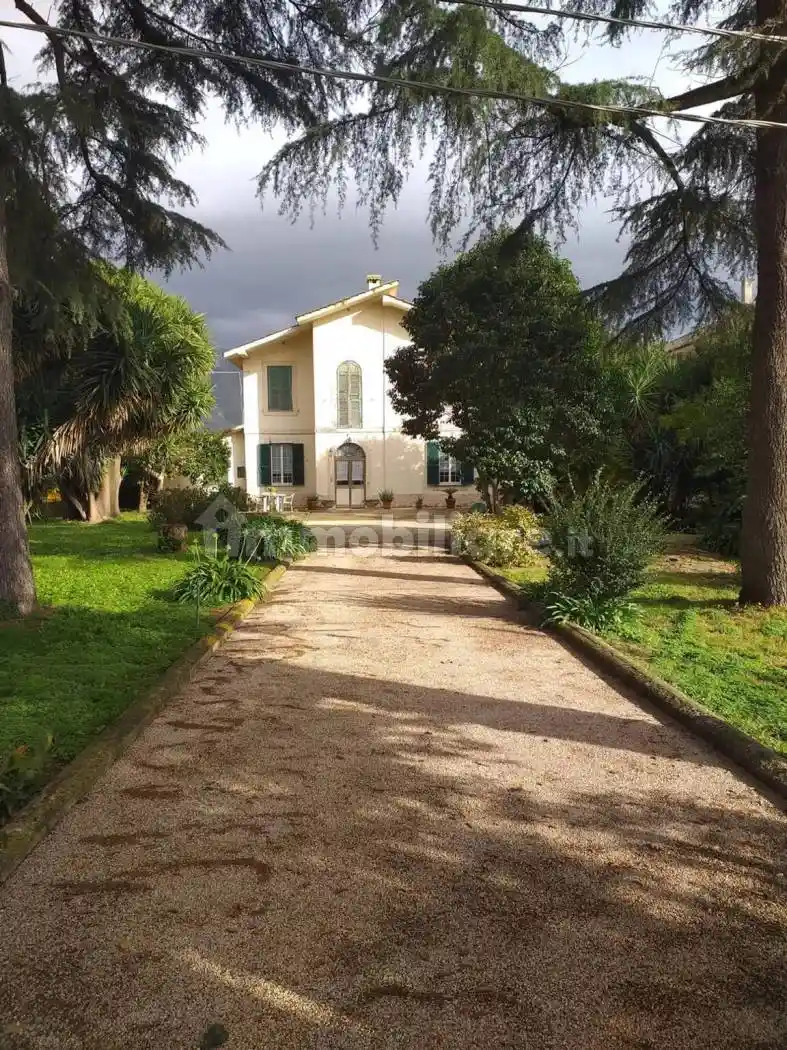 Villa in vendita a Sermoneta