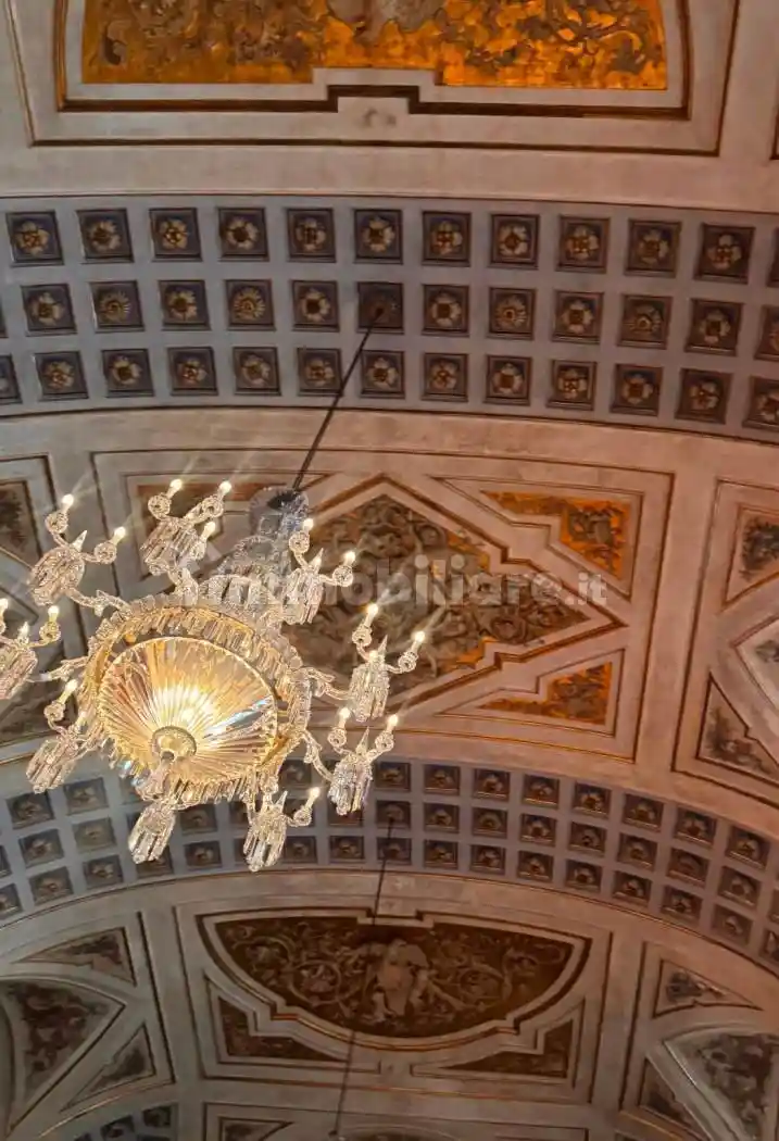 Palazzo - Edificio in vendita a Milano