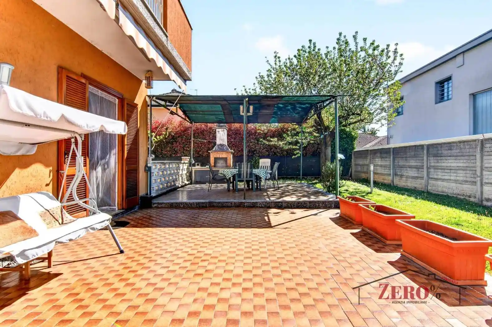 Villa in vendita a Lazzate