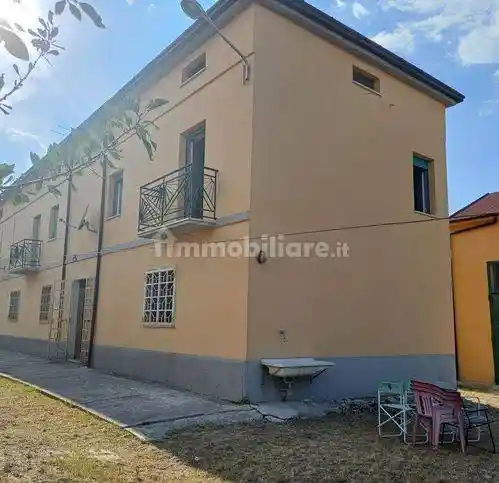 Casa indipendente in vendita a Casalanguida