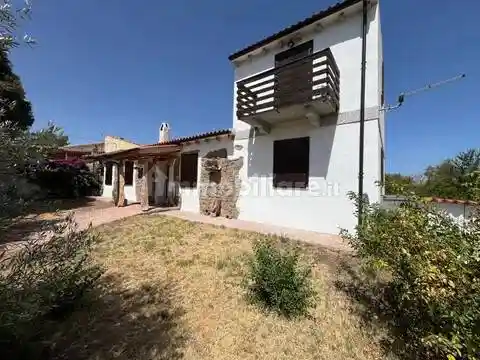 Villa in vendita a Erula
