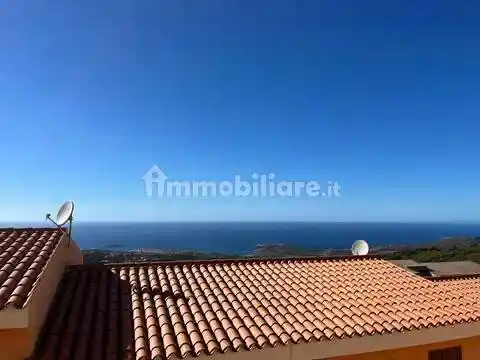 Appartamento in vendita a Trinità d'Agultu e Vignola