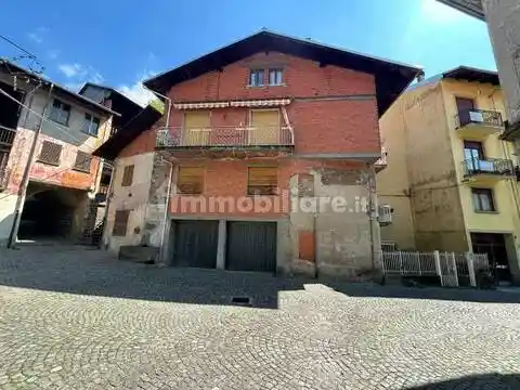 Villa in vendita a Coggiola