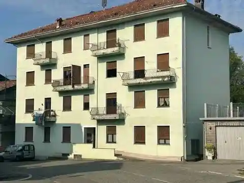 Appartamento in vendita a Valdilana