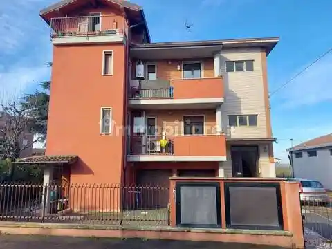 Palazzo - Edificio in vendita a Spilamberto