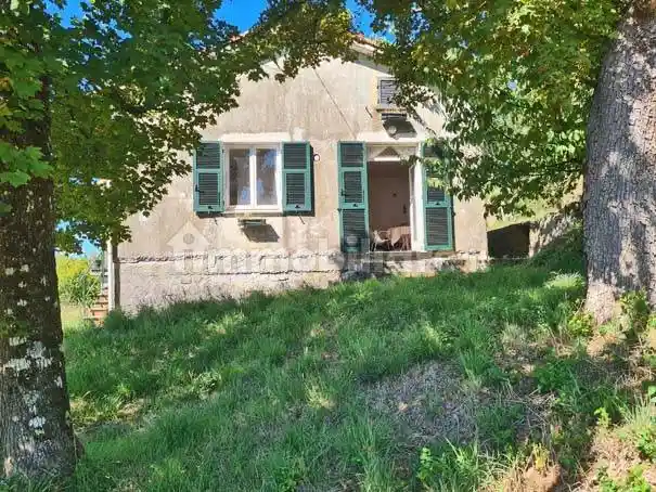 Villa in vendita a Carro