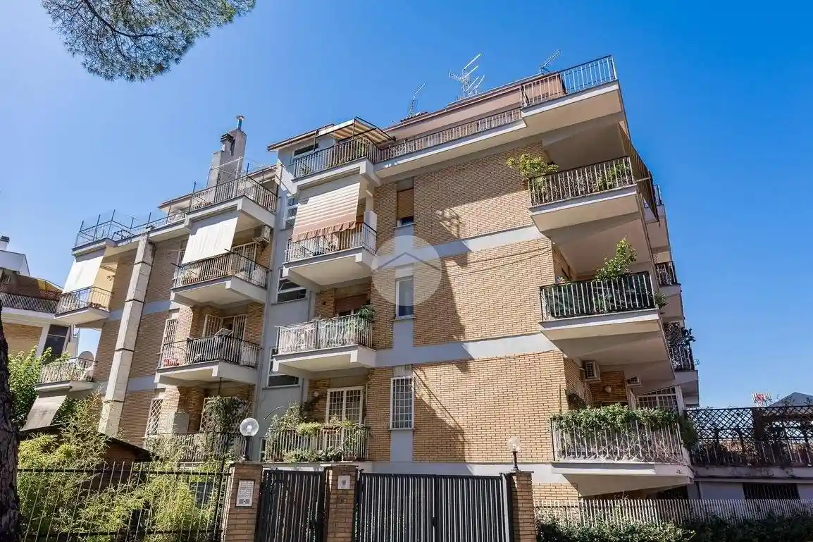 Appartamento in vendita a Roma
