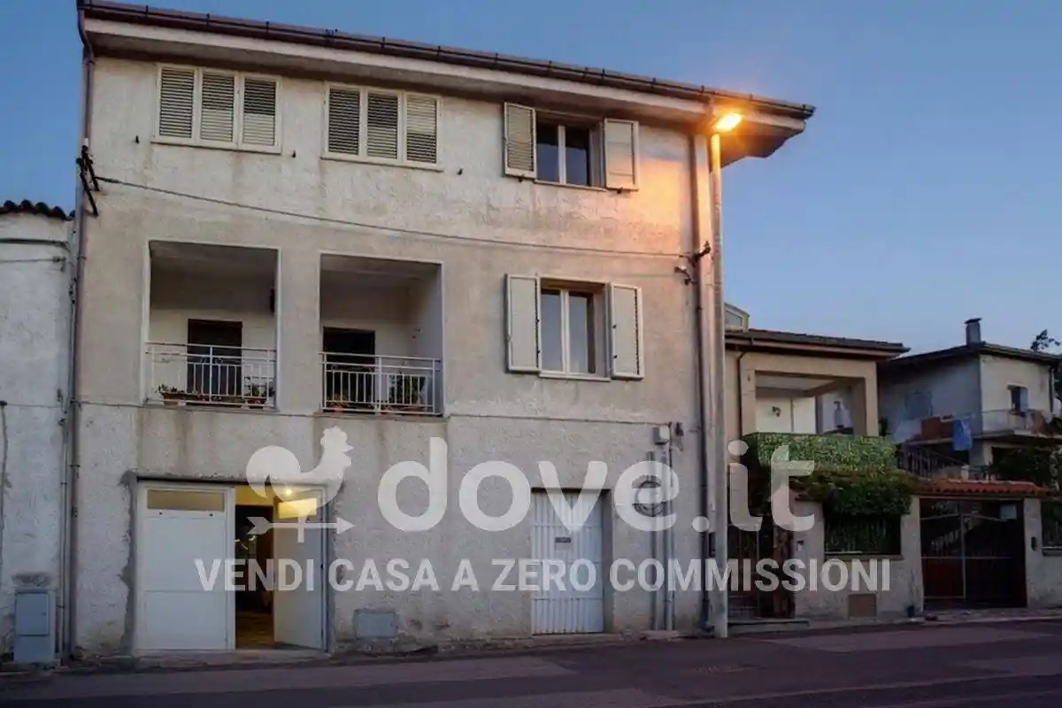 Palazzo - Edificio in vendita a Oschiri