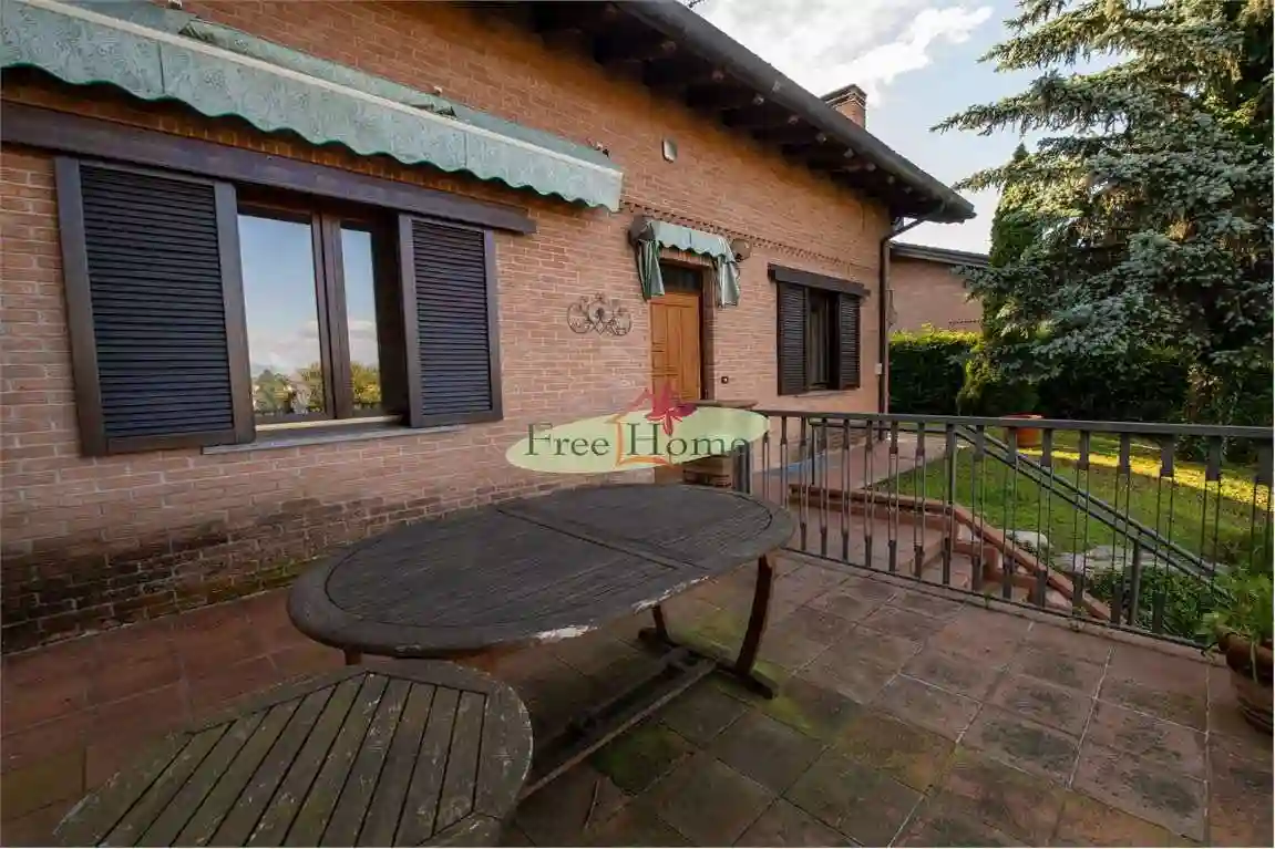 Villa - foto 2