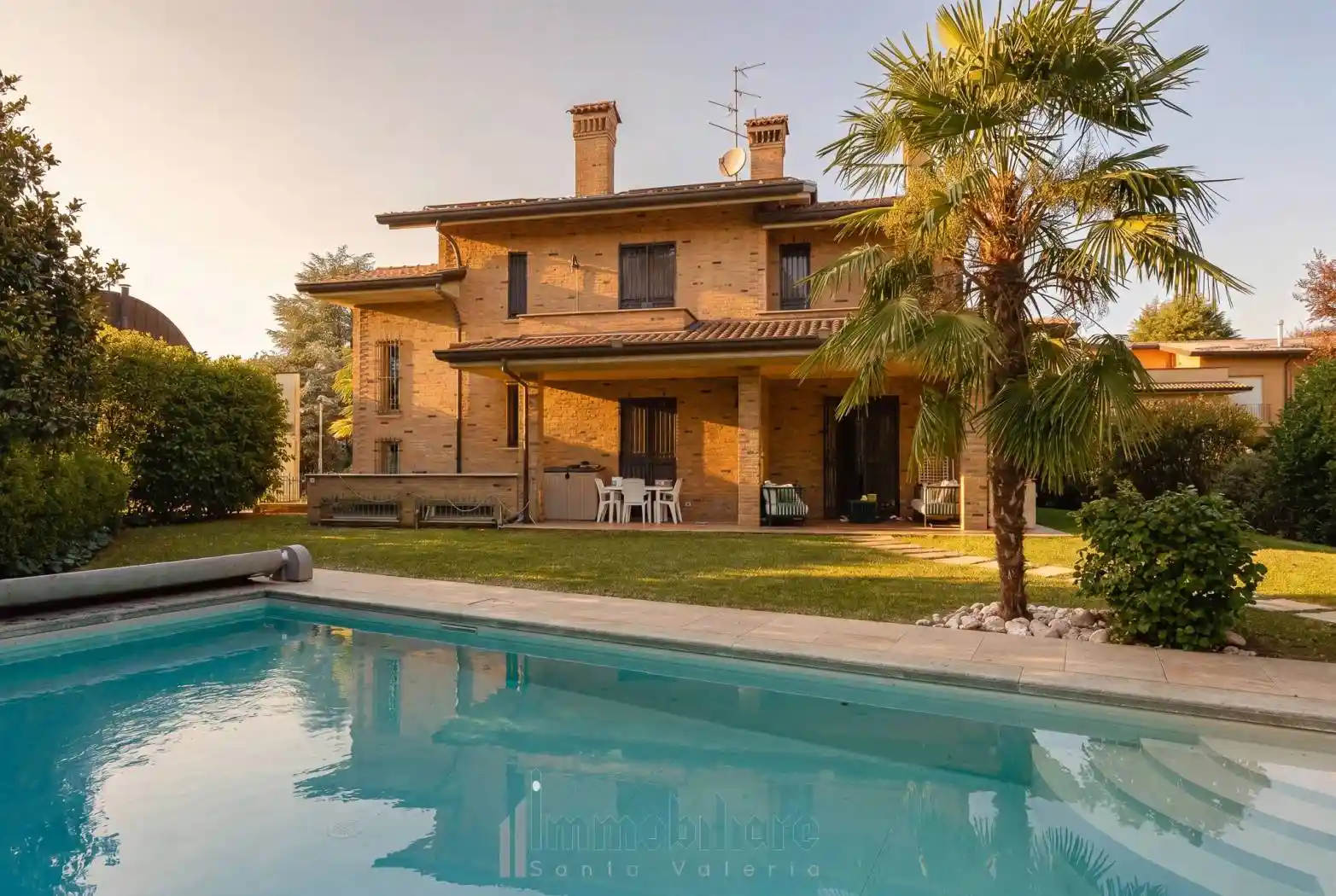 Villa in vendita a Meda