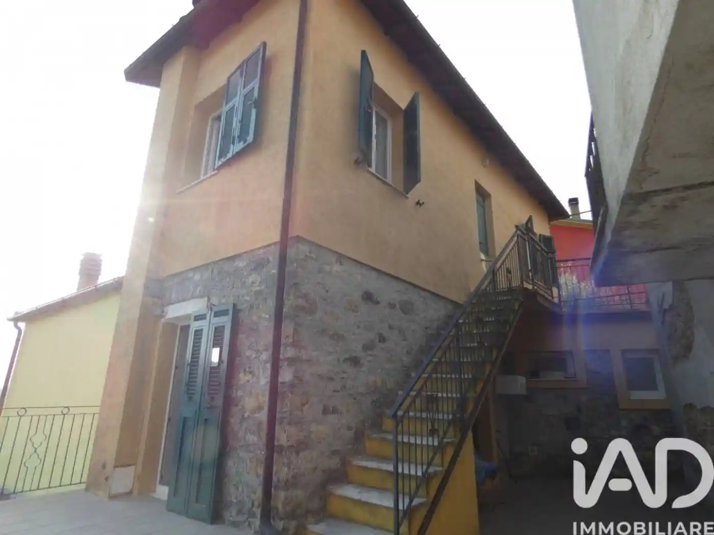 Casa indipendente in vendita a Rocchetta di Vara