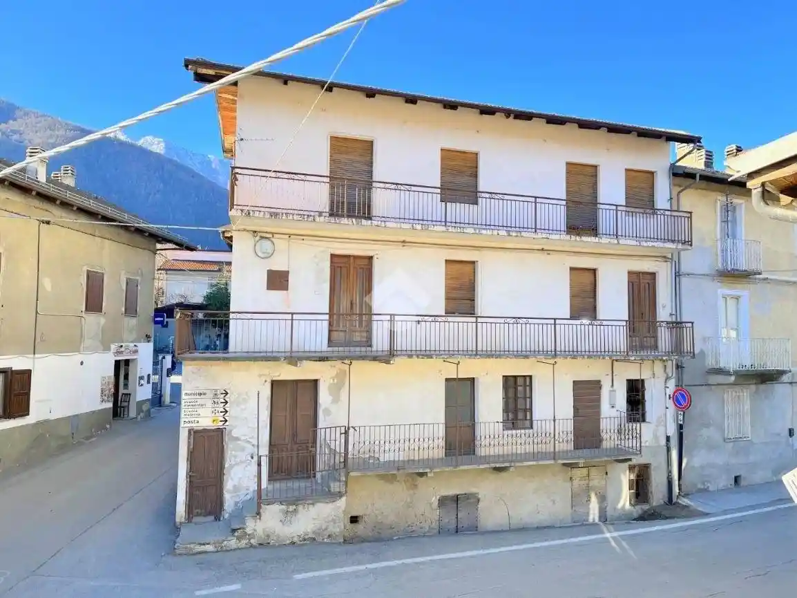 Casa indipendente in vendita a Mattie