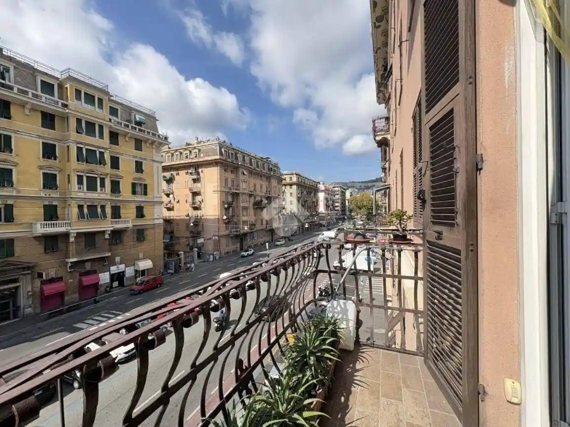 Appartamento in vendita a Genova