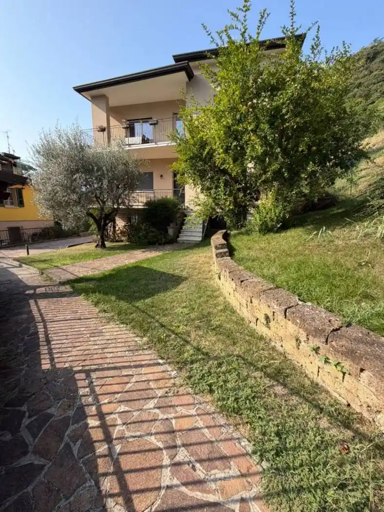 Villa in vendita a Villa Carcina