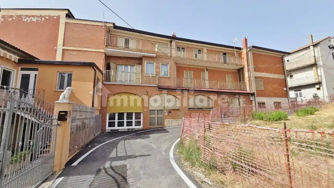 Appartamento in vendita a Scampitella