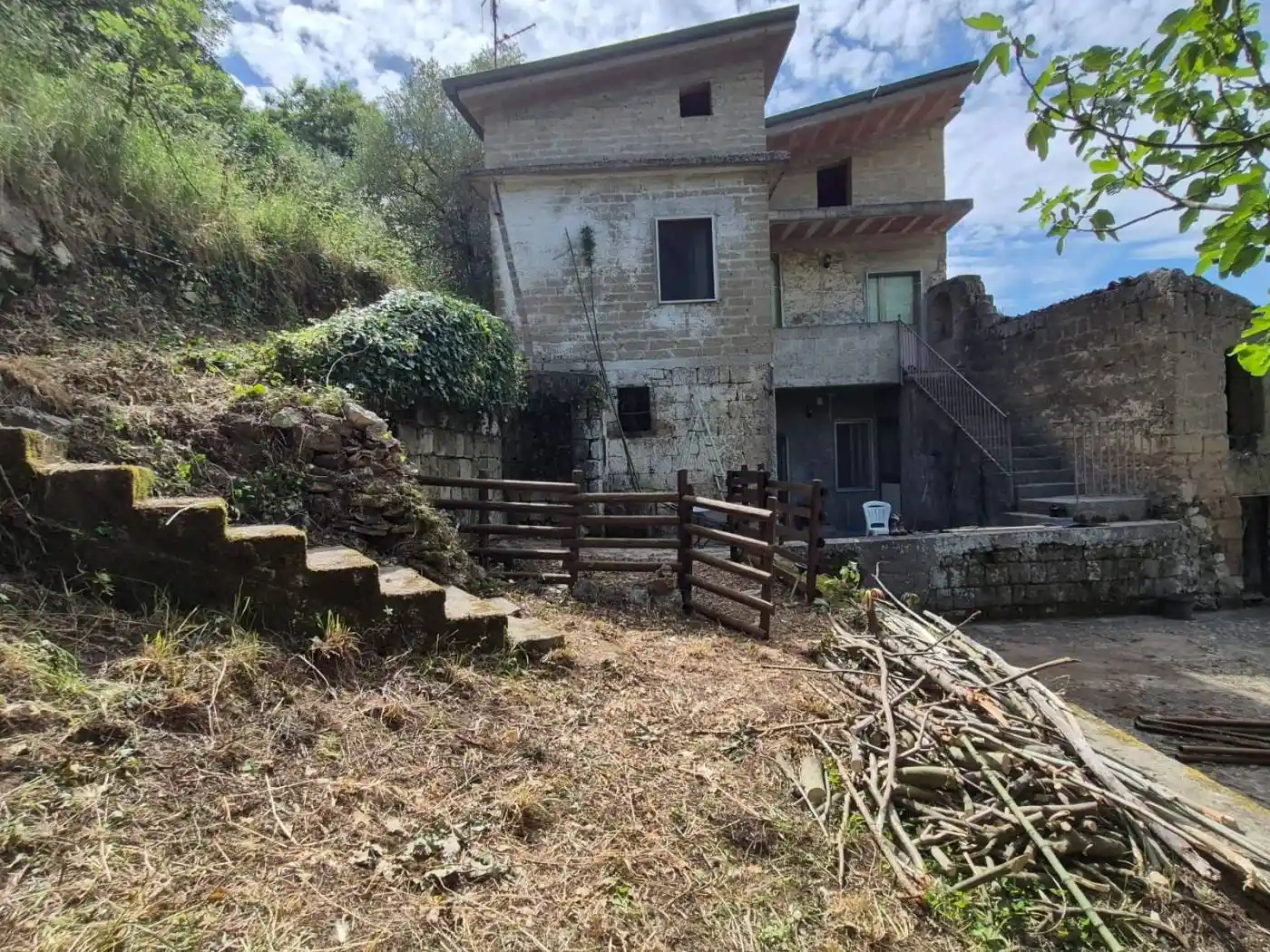 Casa indipendente in vendita a Moiano
