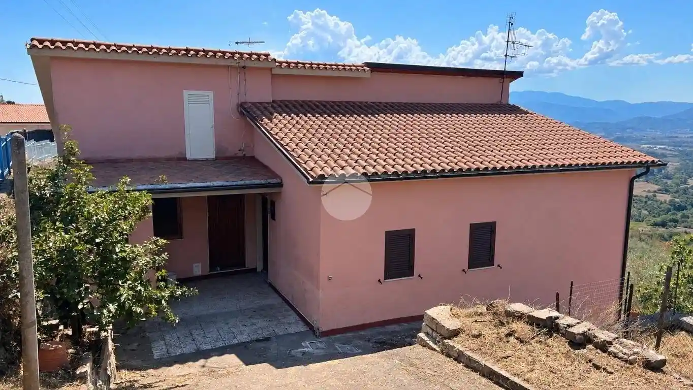 Villa in vendita a Paliano