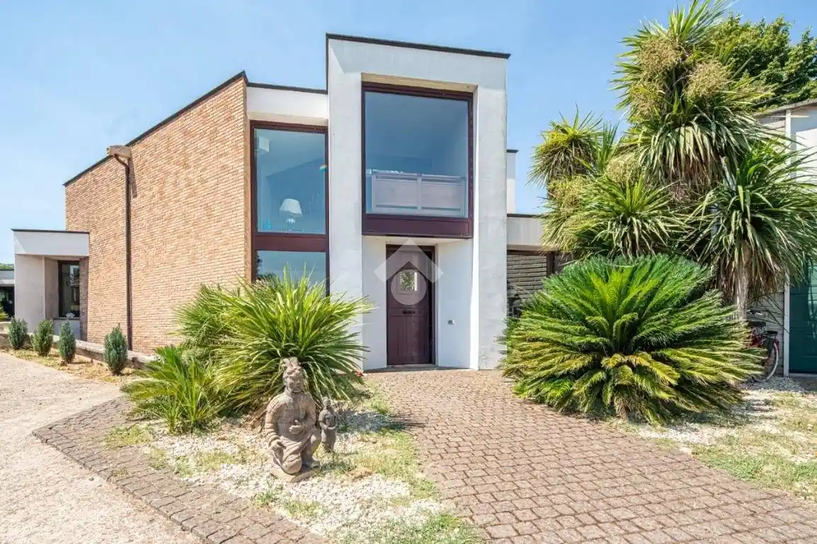 Villa in vendita a Artena