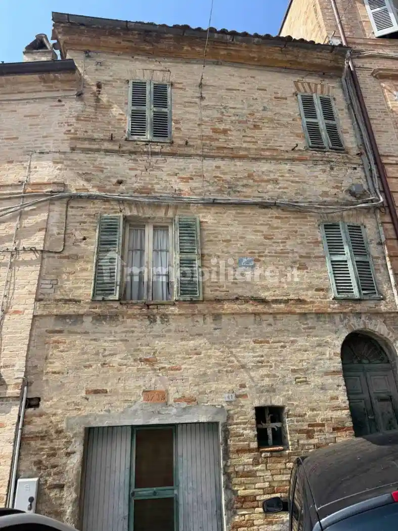 Casa indipendente in vendita a Fermo