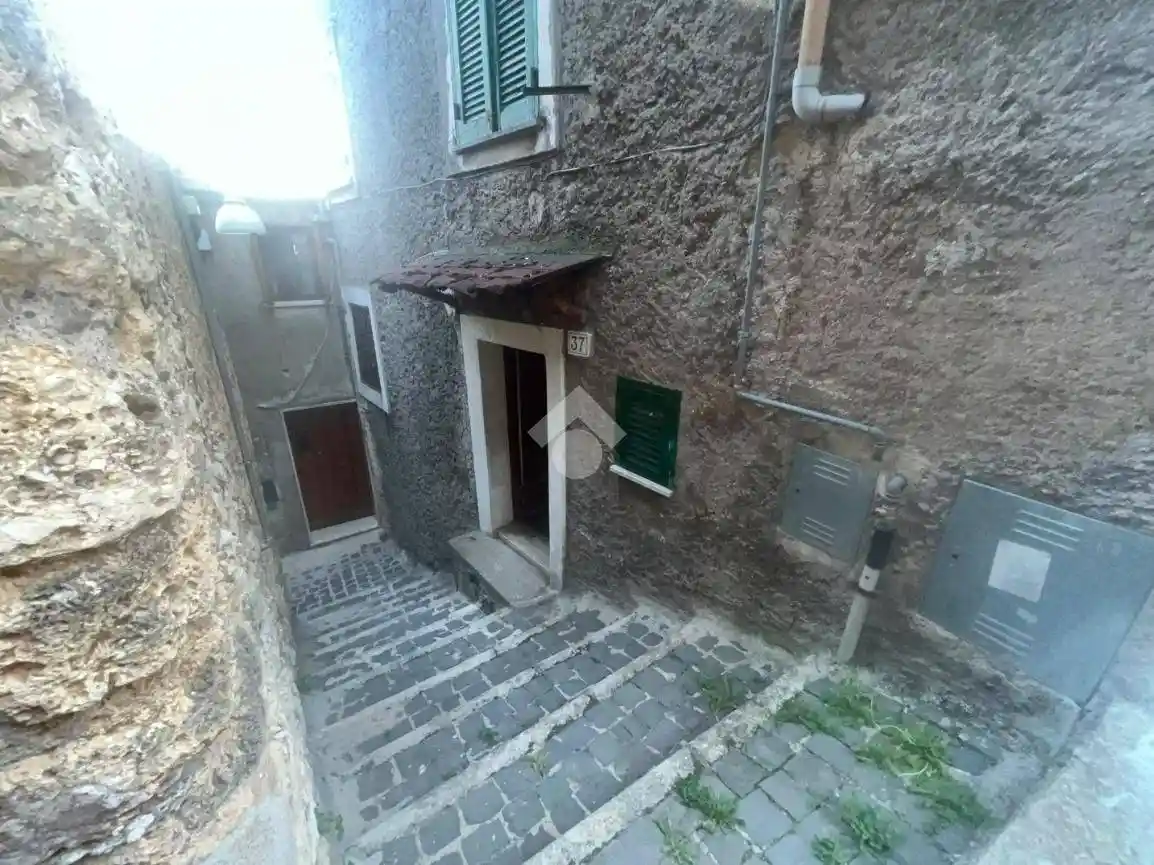 Appartamento in vendita a Subiaco
