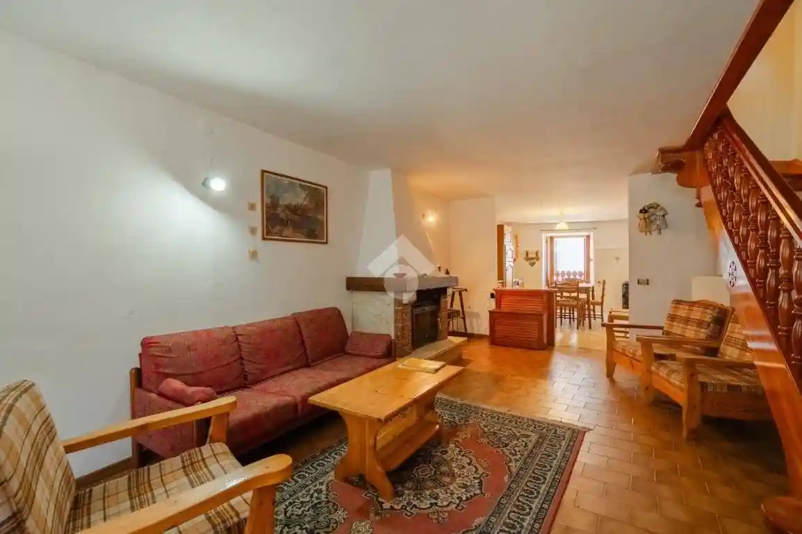 Casa indipendente in vendita a Folgaria