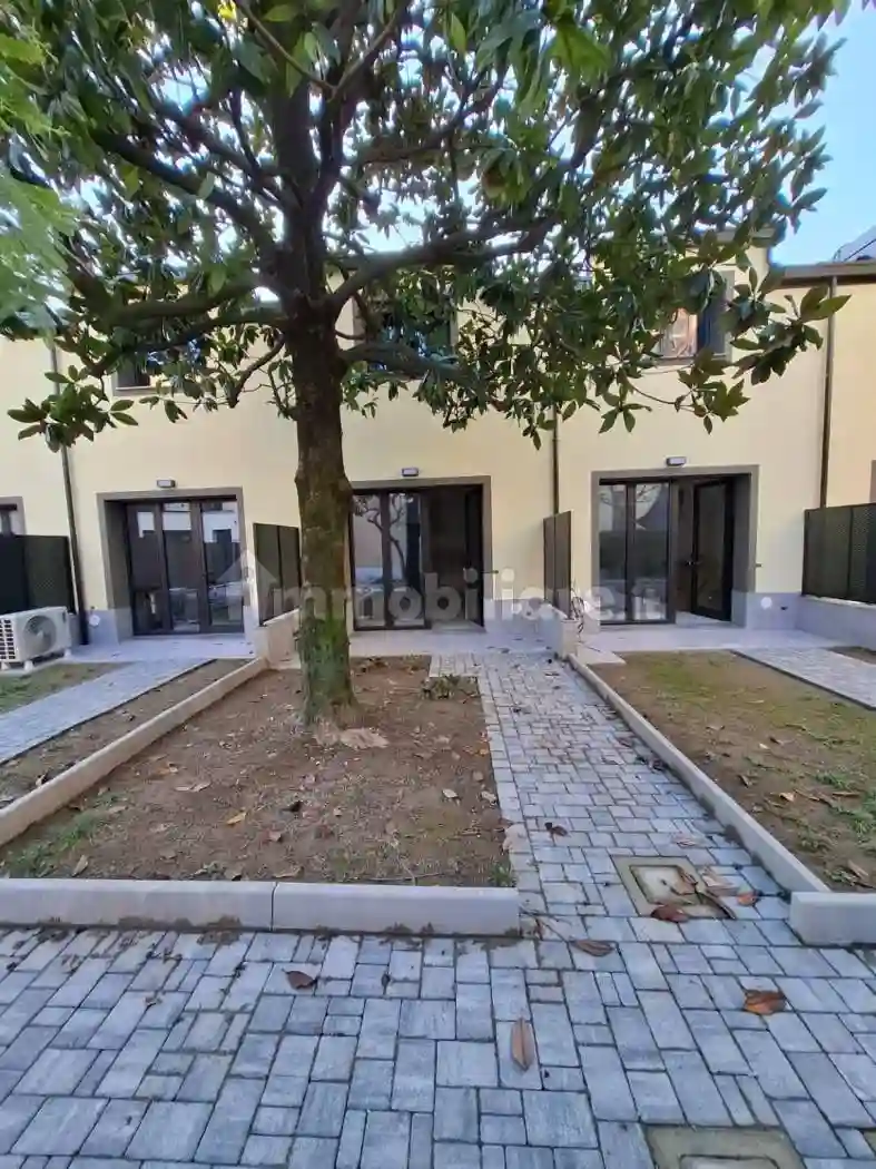 Villetta a schiera - foto 2