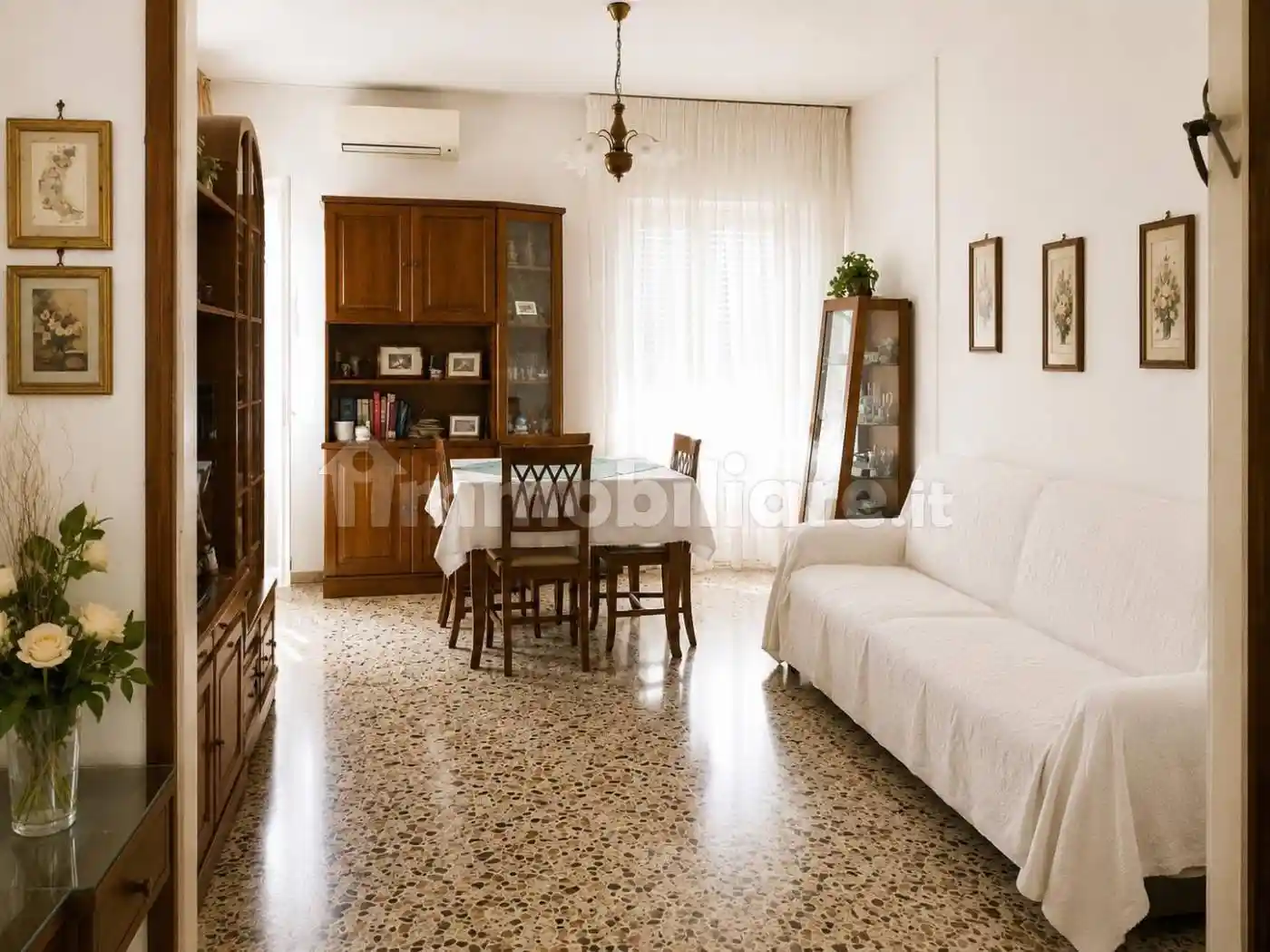 Appartamento in vendita a Novara