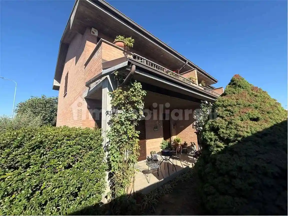 Villetta a schiera - foto 2
