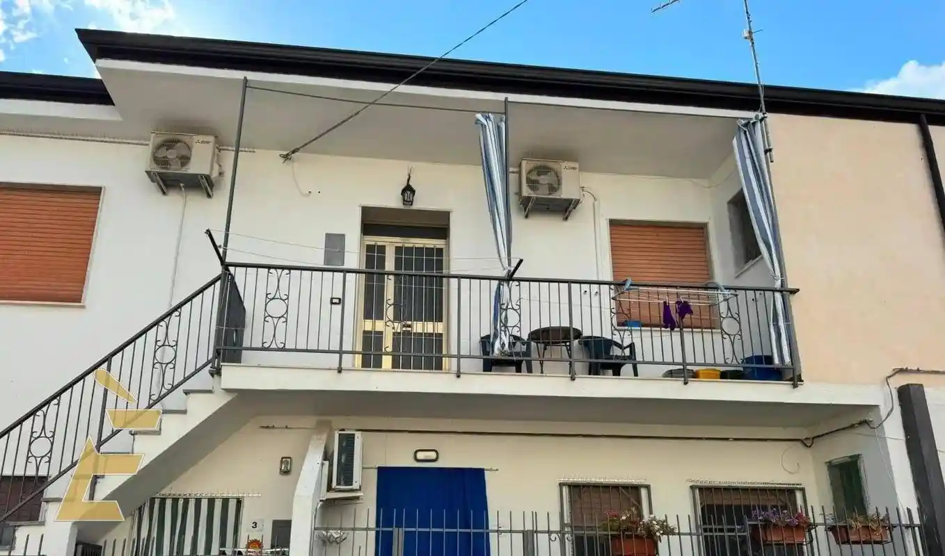 Appartamento in vendita a Caulonia