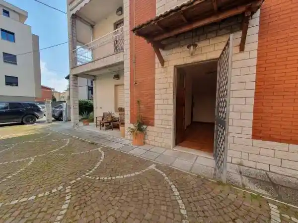 Appartamento in vendita a Modena