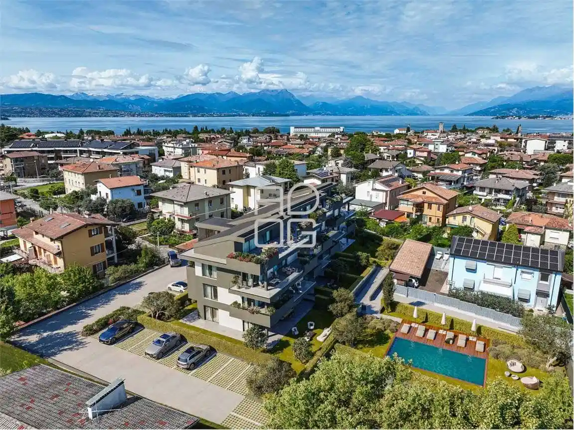 Appartamento in vendita a Desenzano del Garda
