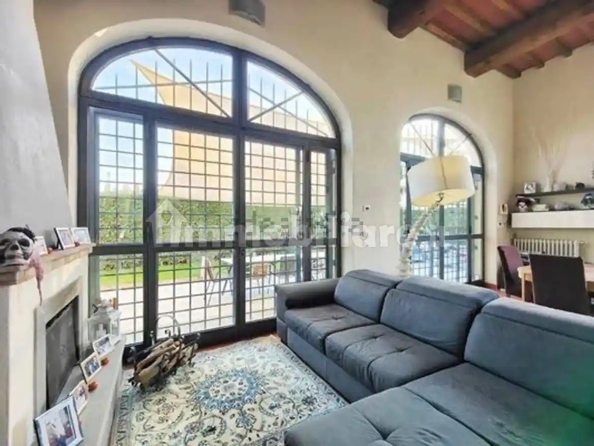 Villa in vendita a Campi Bisenzio