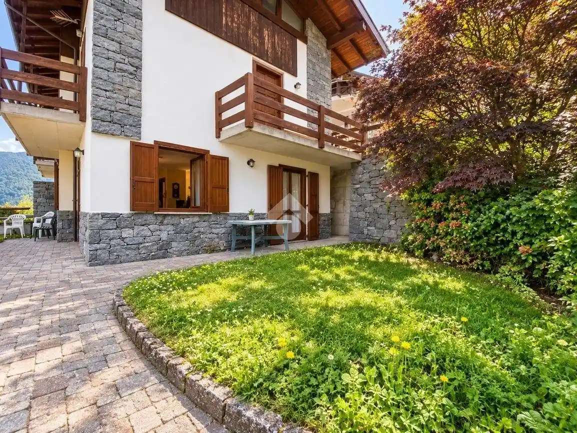 Appartamento in vendita a Bema