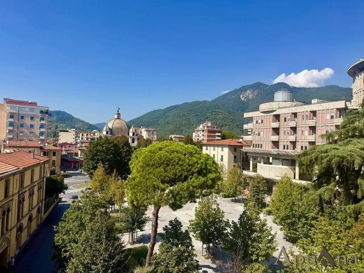 Appartamento in vendita a Massa