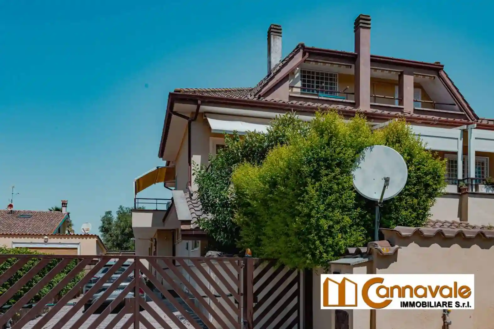 Villa - foto 2