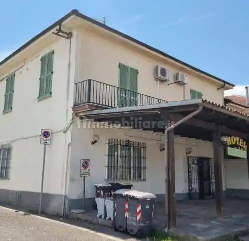 Palazzo - Edificio in vendita a Pozzolo Formigaro