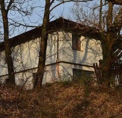 Villa in vendita a Pasturana