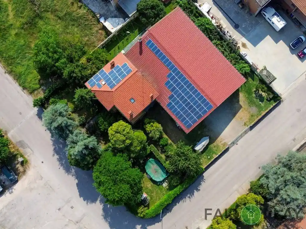 Villa in vendita a Russi