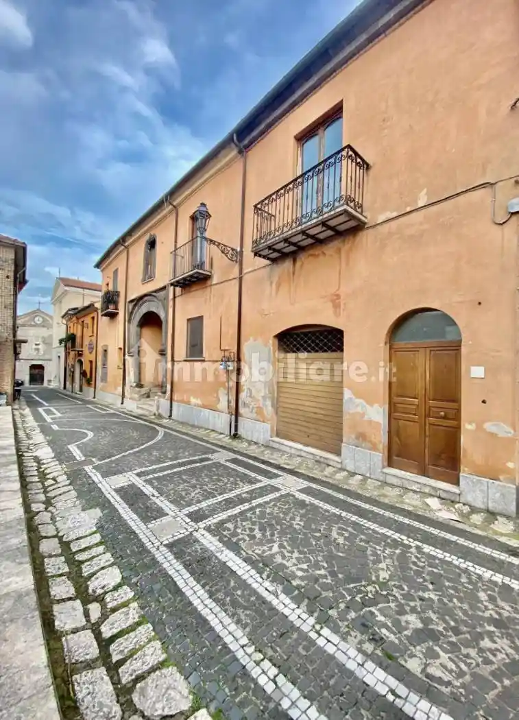 Casa indipendente in vendita a Aiello del Sabato