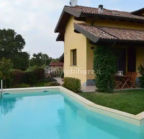 Villa in vendita a Stazzano