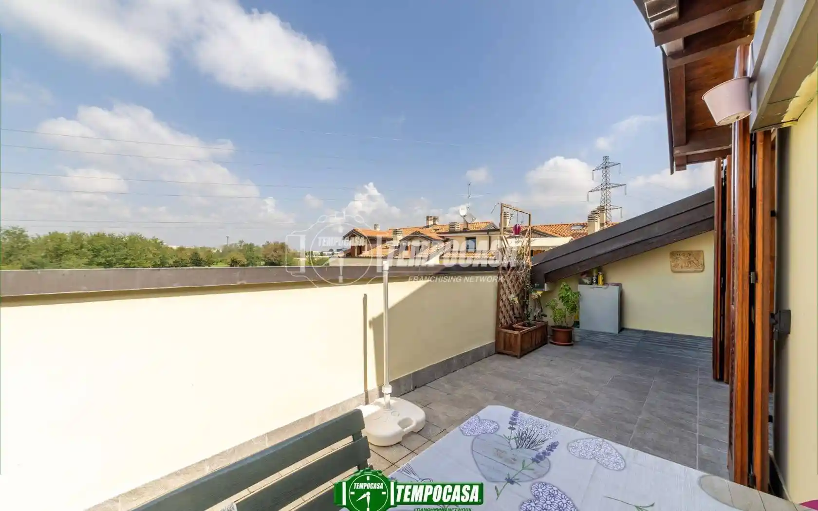 Appartamento in vendita a Trezzano Rosa