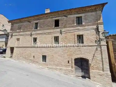 Palazzo - Edificio in vendita a Ponzano di Fermo