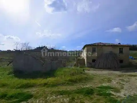Rustico - Casale in vendita a Appignano del Tronto