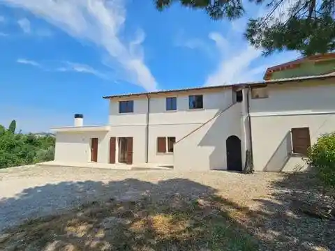 Rustico - Casale in vendita a Maltignano