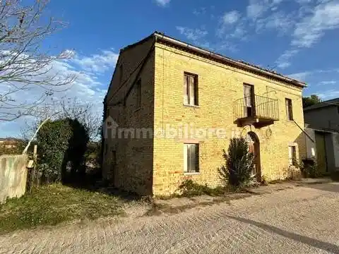 Rustico - Casale in vendita a Castignano