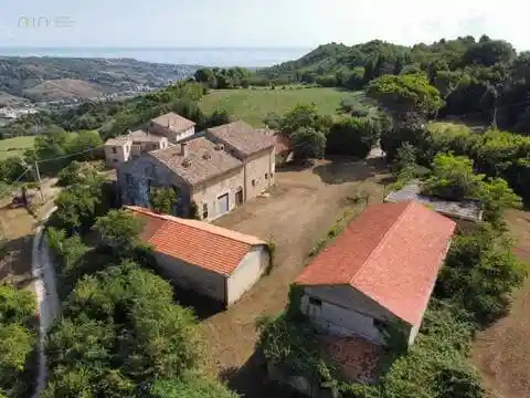 Rustico - Casale in vendita a Ripatransone