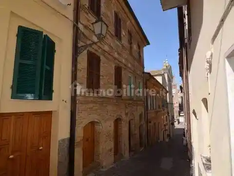 Villa in vendita a Acquaviva Picena