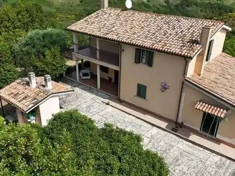 Rustico - Casale in vendita a Acquaviva Picena